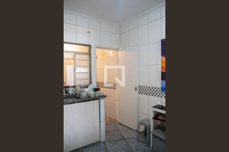 Casa à venda com 140m², 2 quartos e 2 vagas Casa à venda com 140m², 2 quartos e 2 vagasCozinha