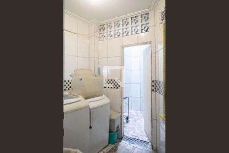 Casa à venda com 140m², 2 quartos e 2 vagas Casa à venda com 140m², 2 quartos e 2 vagasÁrea de serviço