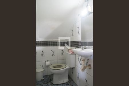 Casa à venda com 140m², 2 quartos e 2 vagas Casa à venda com 140m², 2 quartos e 2 vagasLavabo