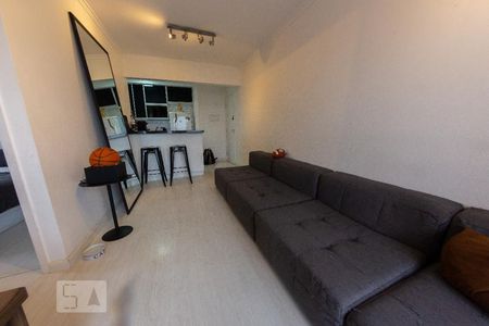 Apartamento à venda com 47m², 2 quartos e 1 vagaSala