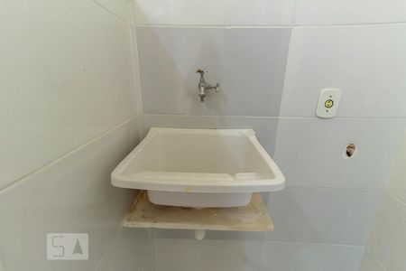Casa de condomínio para alugar com 30m², 1 quarto e sem vagaÁrea de Serviço