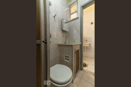 Banheiro de casa de condomínio para alugar com 1 quarto, 30m² em Piedade, Rio de Janeiro