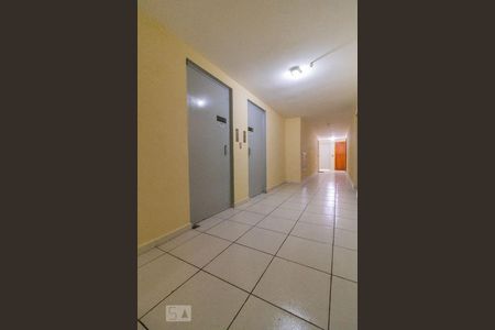 Apartamento para alugar com 45m², 2 quartos e 1 vagaElevadores