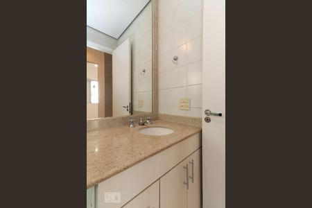 Apartamento à venda com 50m², 2 quartos e 1 vaga Apartamento à venda com 50m², 2 quartos e 1 vagaBanheiro