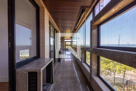 Varanda de apartamento para alugar com 4 quartos, 250m² em Barra da Tijuca, Rio de Janeiro