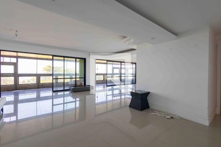 Sala de apartamento para alugar com 4 quartos, 250m² em Barra da Tijuca, Rio de Janeiro