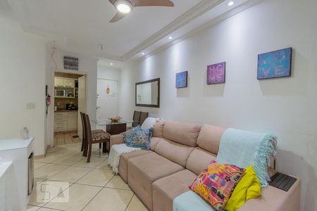 Sala de apartamento para alugar com 3 quartos, 70m² em Jardim García, Campinas