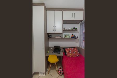 Quarto 1 - Armários de apartamento para alugar com 3 quartos, 70m² em Jardim García, Campinas