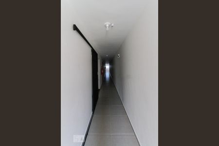 corredor externo de kitnet/studio para alugar com 1 quarto, 21m² em Tatuapé, São Paulo