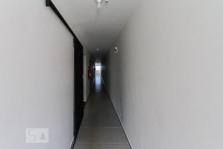 corredor externo de kitnet/studio para alugar com 1 quarto, 21m² em Tatuapé, São Paulo
