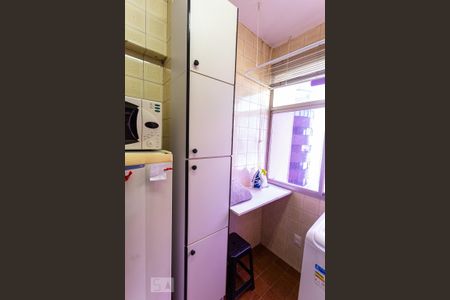 Apartamento para alugar com 60m², 1 quarto e sem vaga Apartamento para alugar com 60m², 1 quarto e sem vagaArmário da Cozinha/Área de Serviço