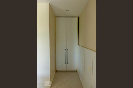 Quarto - Armários de kitnet/studio para alugar com 1 quarto, 45m² em Caminho das Árvores, Salvador