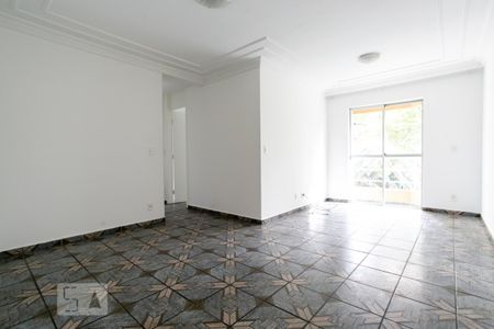 Apartamento para alugar com 3 quartos, 72m² em Jardim Íris, São Paulo