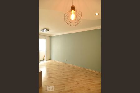 Apartamento para alugar com 65m², 3 quartos e 1 vagaSala