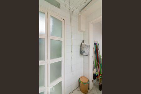 Apartamento à venda com 90m², 2 quartos e 1 vaga Apartamento à venda com 90m², 2 quartos e 1 vagaÁrea de Serviço