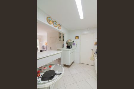 Apartamento à venda com 90m², 2 quartos e 1 vaga Apartamento à venda com 90m², 2 quartos e 1 vagaCozinha