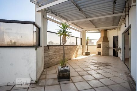 Apartamento à venda com 280m², 3 quartos e 3 vagas Apartamento à venda com 280m², 3 quartos e 3 vagasCobertura - Churrasqueira