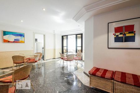 Apartamento à venda com 280m², 3 quartos e 3 vagas Apartamento à venda com 280m², 3 quartos e 3 vagasÁrea comum - Salão de festas