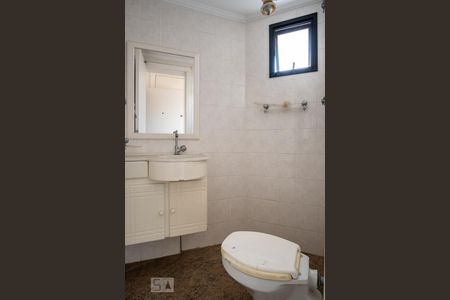 Apartamento à venda com 280m², 3 quartos e 3 vagas Apartamento à venda com 280m², 3 quartos e 3 vagasBanheiro de Serviço