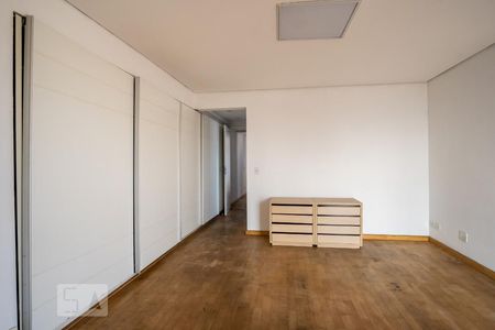 Apartamento à venda com 280m², 3 quartos e 3 vagas Apartamento à venda com 280m², 3 quartos e 3 vagasQuarto 1 - Suíte