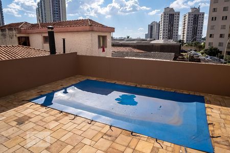 Apartamento à venda com 95m², 3 quartos e 1 vaga Apartamento à venda com 95m², 3 quartos e 1 vagaÁrea comum - Piscina