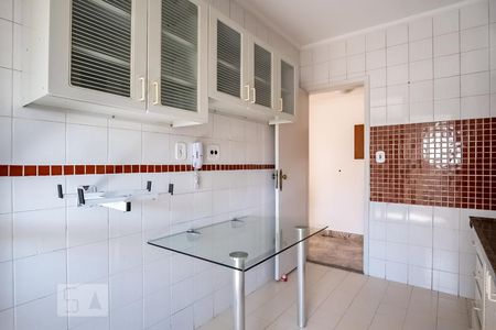 Apartamento à venda com 95m², 3 quartos e 1 vaga Apartamento à venda com 95m², 3 quartos e 1 vagaCozinha
