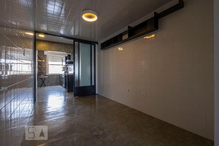 Apartamento à venda com 140m², 2 quartos e 1 vaga Apartamento à venda com 140m², 2 quartos e 1 vagaCozinha