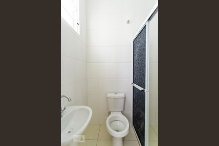 Banheiro de kitnet/studio à venda com 1 quarto, 16m² em Vila Butantã, São Paulo