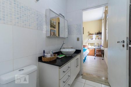 Casa à venda com 150m², 2 quartos e 2 vagas Casa à venda com 150m², 2 quartos e 2 vagasBanheiro da Suíte