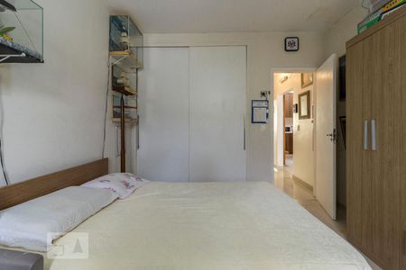 Casa à venda com 150m², 2 quartos e 2 vagas Casa à venda com 150m², 2 quartos e 2 vagasQuarto