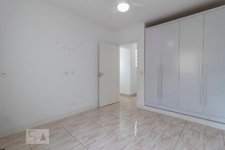 Casa à venda com 150m², 2 quartos e 2 vagas Casa à venda com 150m², 2 quartos e 2 vagasQuarto 2 - Edícula