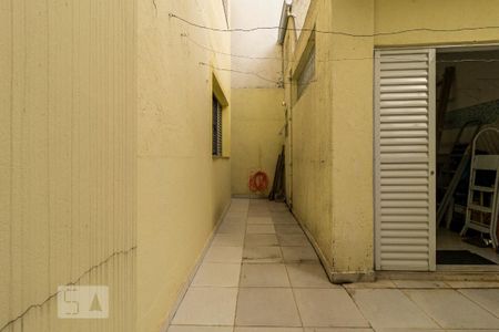 Casa à venda com 150m², 2 quartos e 2 vagas Casa à venda com 150m², 2 quartos e 2 vagasQuintal