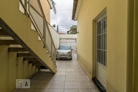 Casa à venda com 150m², 2 quartos e 2 vagas Casa à venda com 150m², 2 quartos e 2 vagasQuintal