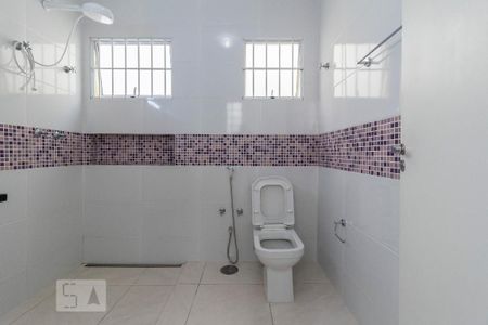 Casa à venda com 150m², 2 quartos e 2 vagas Casa à venda com 150m², 2 quartos e 2 vagasBanheiro 1 - Edícula