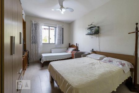 Casa à venda com 150m², 2 quartos e 2 vagas Casa à venda com 150m², 2 quartos e 2 vagasQuarto