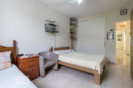 Casa à venda com 150m², 2 quartos e 2 vagas Casa à venda com 150m², 2 quartos e 2 vagasQuarto