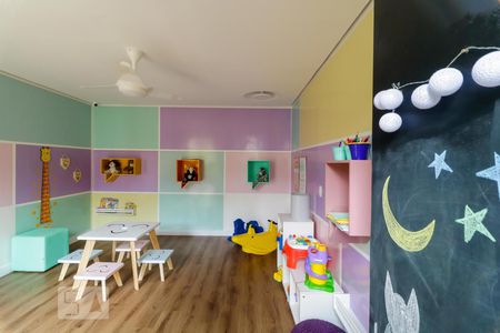 Apartamento à venda com 64m², 2 quartos e 1 vaga Apartamento à venda com 64m², 2 quartos e 1 vagaÁrea comum - Brinquedoteca