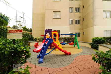 Apartamento à venda com 64m², 2 quartos e 1 vaga Apartamento à venda com 64m², 2 quartos e 1 vagaÁrea Comum - Playground 02