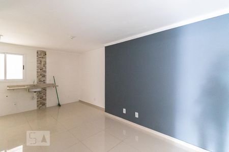 Sala de apartamento para alugar com 2 quartos, 44m² em Vila Nhocuné, São Paulo