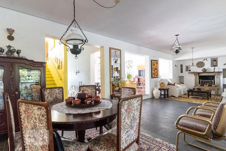 Sala 2 de casa à venda com 5 quartos, 489m² em Vila Jardim, Porto Alegre