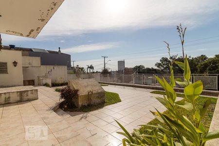 Área Externa de casa à venda com 5 quartos, 489m² em Vila Jardim, Porto Alegre