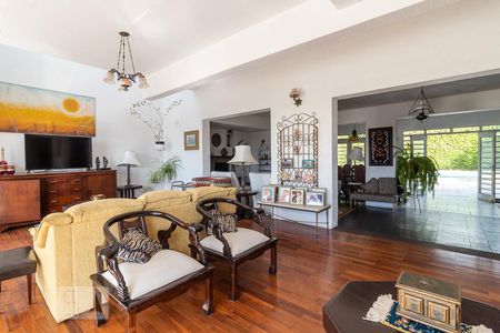 Sala 1 de casa à venda com 5 quartos, 489m² em Vila Jardim, Porto Alegre