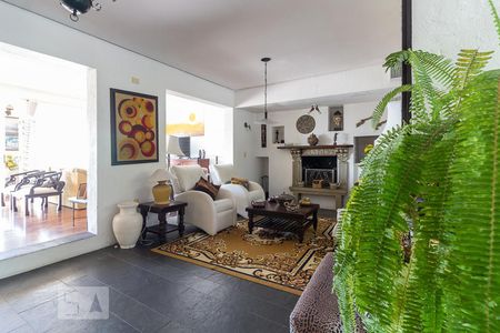 Sala 2 de casa à venda com 5 quartos, 489m² em Vila Jardim, Porto Alegre