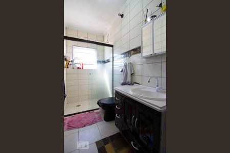 Casa à venda com 200m², 3 quartos e 2 vagasBanheiro