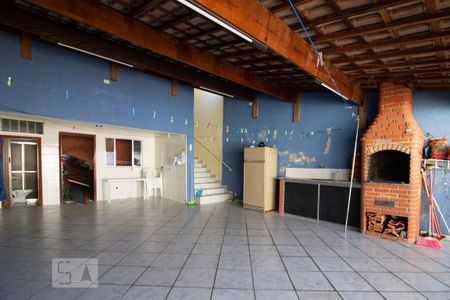 Casa à venda com 200m², 3 quartos e 2 vagasQuintal