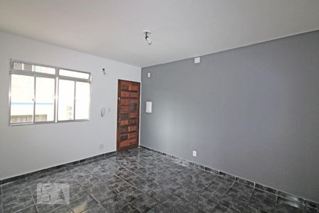 Sala de apartamento para alugar com 2 quartos, 55m² em Jardim Rio das Pedras, Cotia
