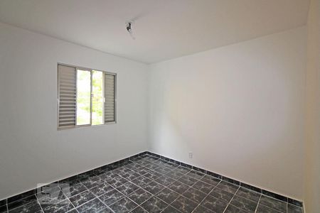 Quarto 2 de apartamento para alugar com 2 quartos, 55m² em Jardim Rio das Pedras, Cotia