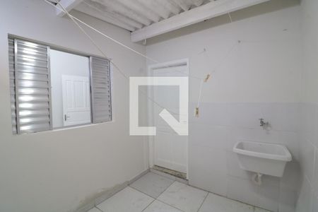 Casa para alugar com 80m², 2 quartos e 1 vagaÁrea de Serviço