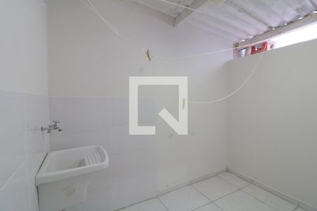 Casa para alugar com 80m², 2 quartos e 1 vagaÁrea de Serviço