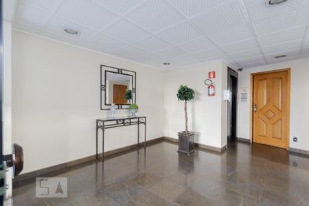 Apartamento para alugar com 133m², 3 quartos e 1 vaga Apartamento para alugar com 133m², 3 quartos e 1 vagaÁrea comum - Hall de Entrada